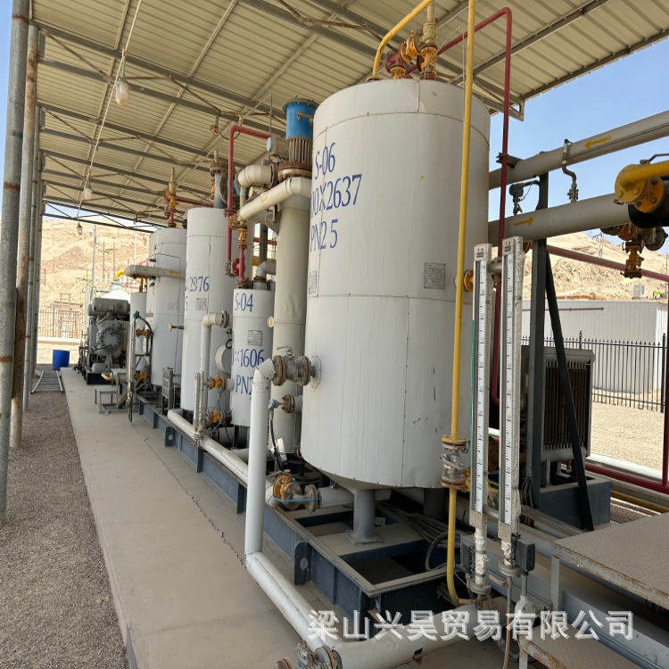 出售伴生气轻烃处理设备   包含燃气发电机组 分离器  增压机