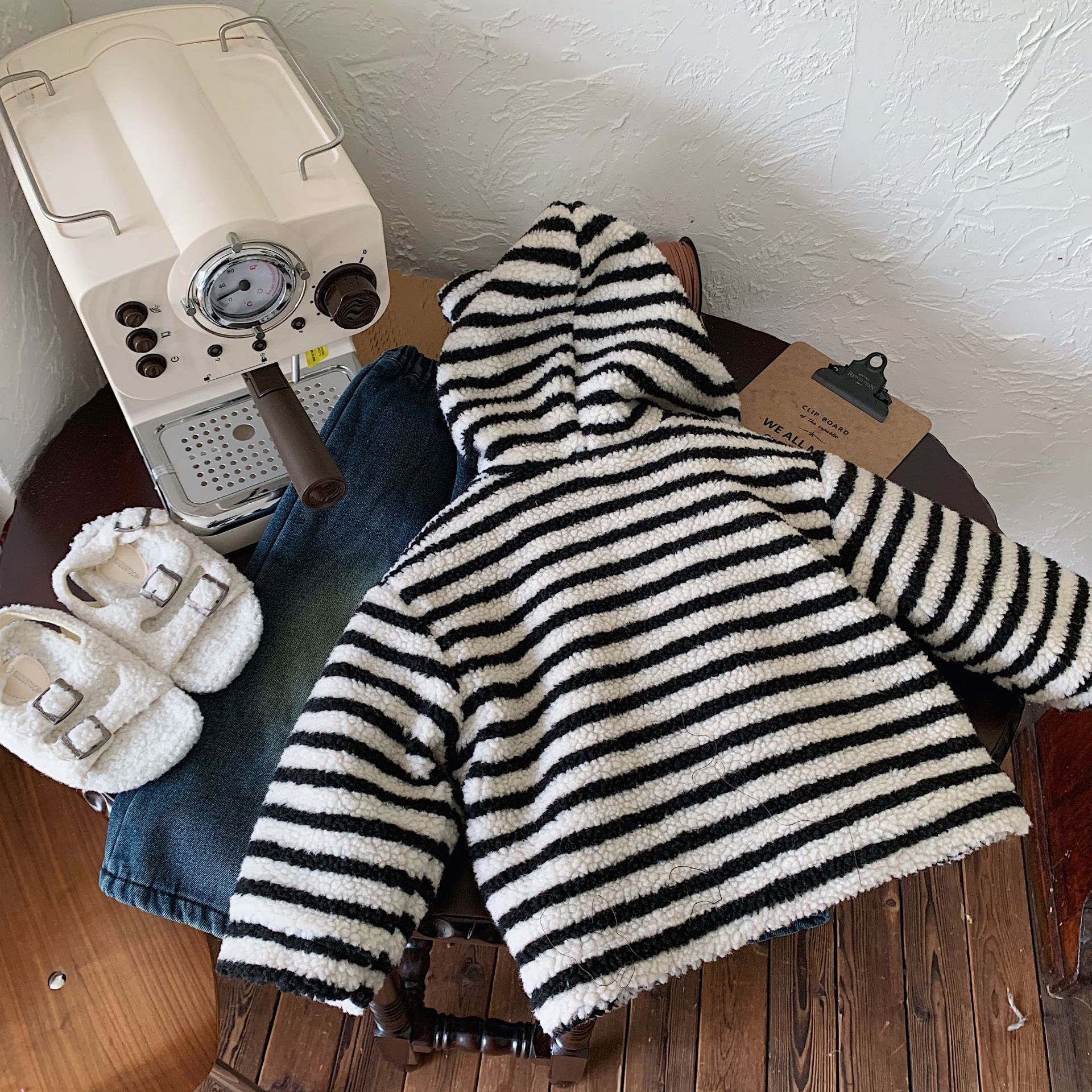Gestreifte Teddybär-Kinderjacke aus Baumwolle für Herbst und Winter, warmer und lockerer Pullover für Jungen, Lammwolle für Mädchen_voghion.com