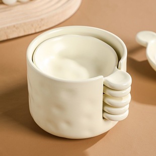 ���˵��u�͵����b���W�Lպ�ϵ��{ζ�����õ��P�л�側�С�ռ{