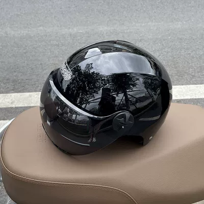 Helmet, Universal for All Seasons, Sun Protection Motosiklet kaskı (dəbilqə)