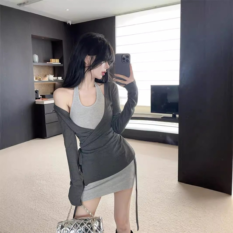 French Style Elegant Pure Sexy Neck Vest Women's Hot Girls Slim-fit Slimming V-neck dress Knitted Cardigan suit