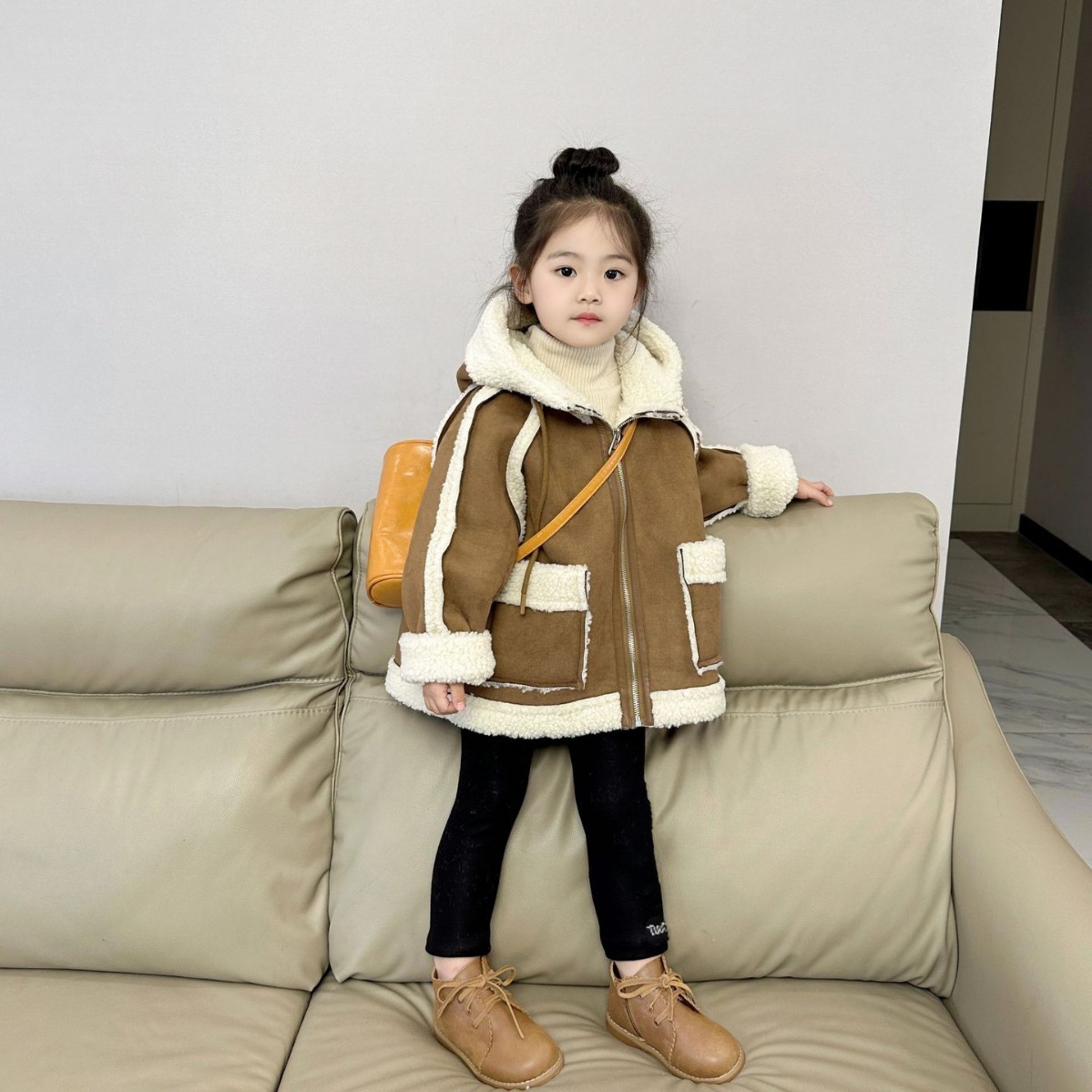 儿童韩版童装2023秋冬新款女童洋气皮毛一体加厚外套麂皮绒毛绒上