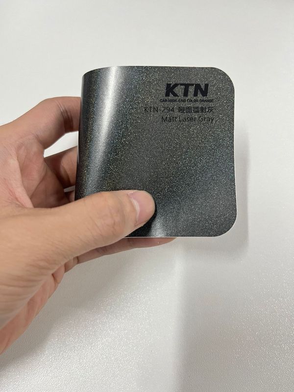 直接販売工場で自動車の色を変えるフィルムを卸売りします。|undefined