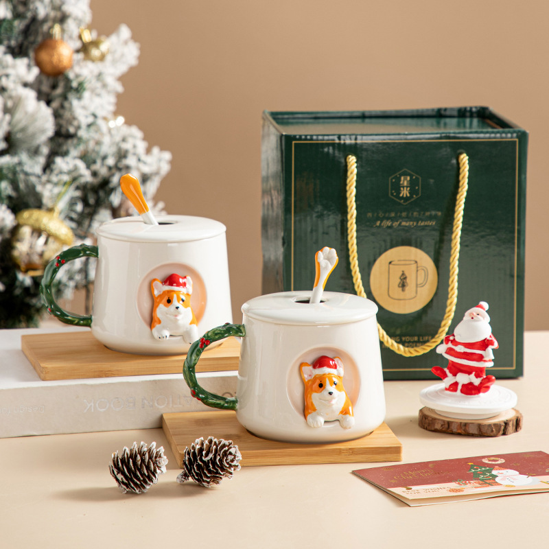 Taza linda del Corgi de la Navidad casera de alto aspecto de cerámica con el regalo de la taza de café de los hombres y de las mujeres de los pares de la cuchara de la tapa