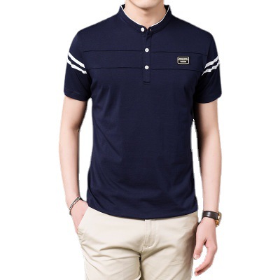 [Se puede agregar una marca de lavado en inglés] Camiseta de verano para hombres, cuello alto de moda, hombres de moda, jóvenes delgados, mangas cortas