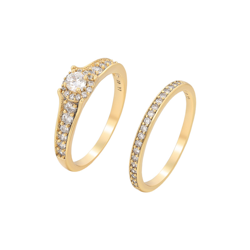 Xuping estilo simple aleación de bronce chapada de 14k anillo de pareja ligero anillo de boda temperamento lujoso al por mayor