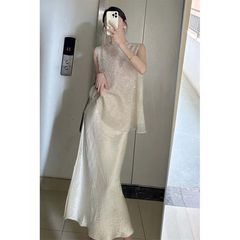 夏の高級絶妙な気質の女神風ハイエンドの優しいスタイルのファッショナブルなノースリーブトップとスカートのツーピーススーツ