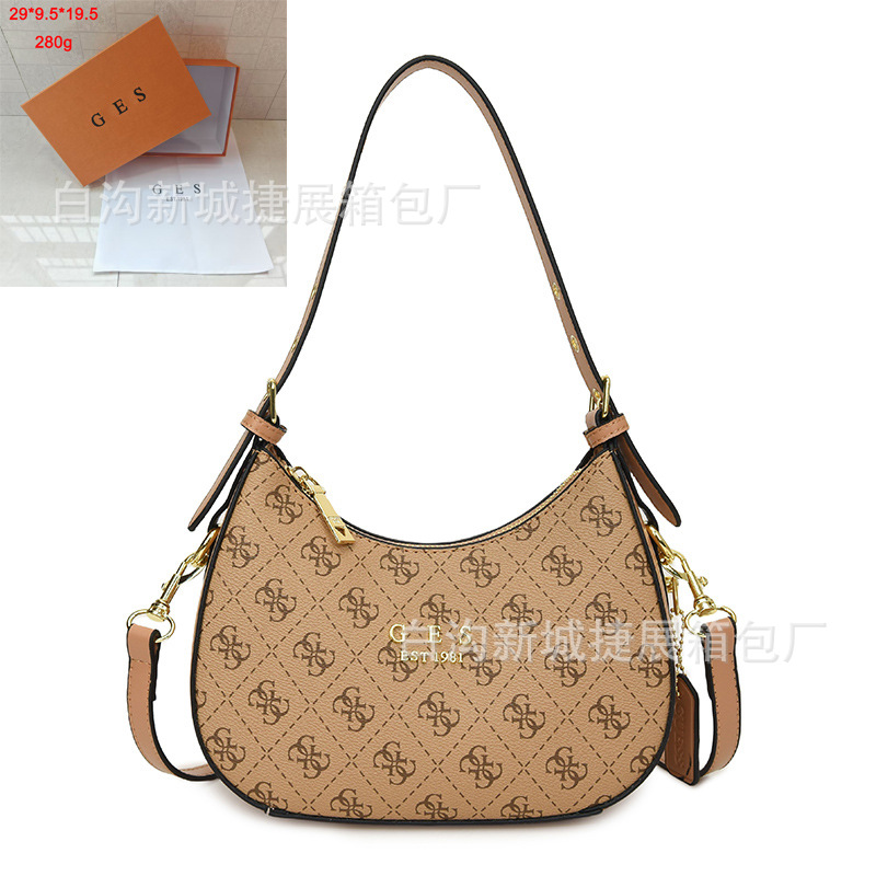 카키 + 선물 상자 + 천 가방