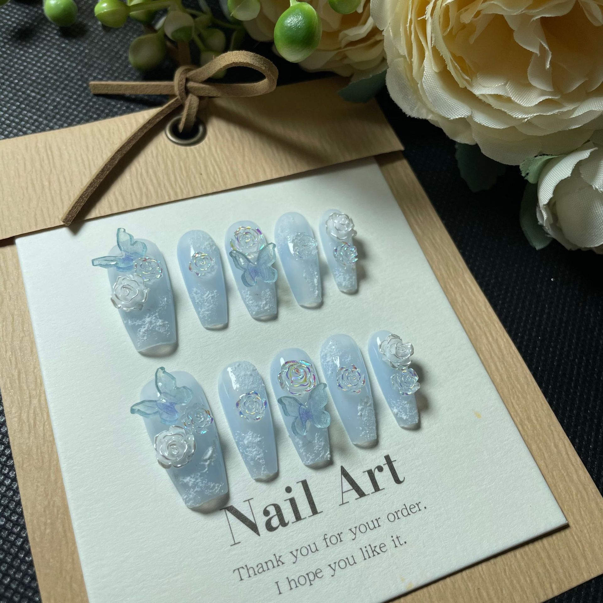[Elefante hermano manicura fábrica] desgaste hecho a mano uñas azul puro deseo mariposa amor flor yeso manicura producto terminado B118