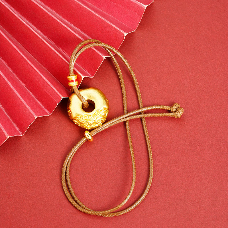 Sha Jinxiang Yunxiang Ping An hebilla collar de tendencia nacional de moda femenina universal alta sensación de joyería retrógrada rica al por mayor