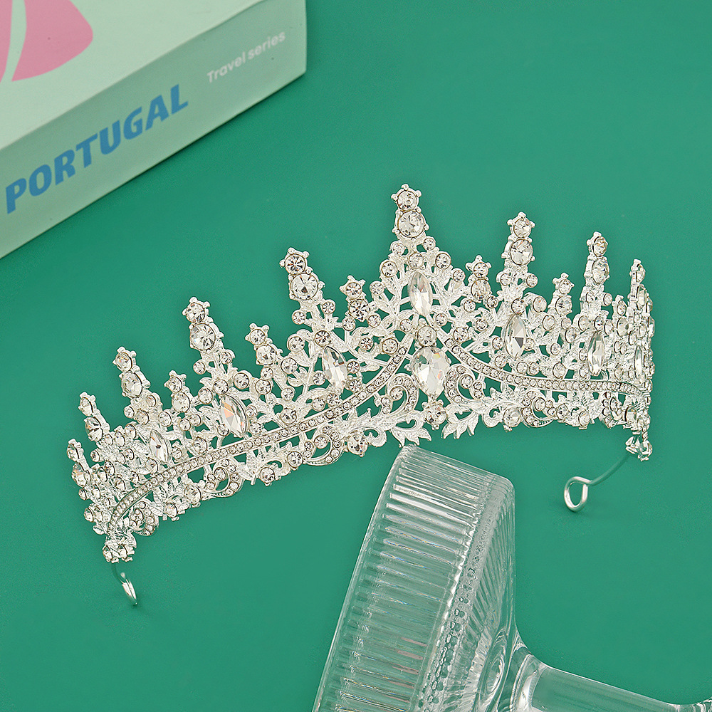 Corona de plata + diamante blanco