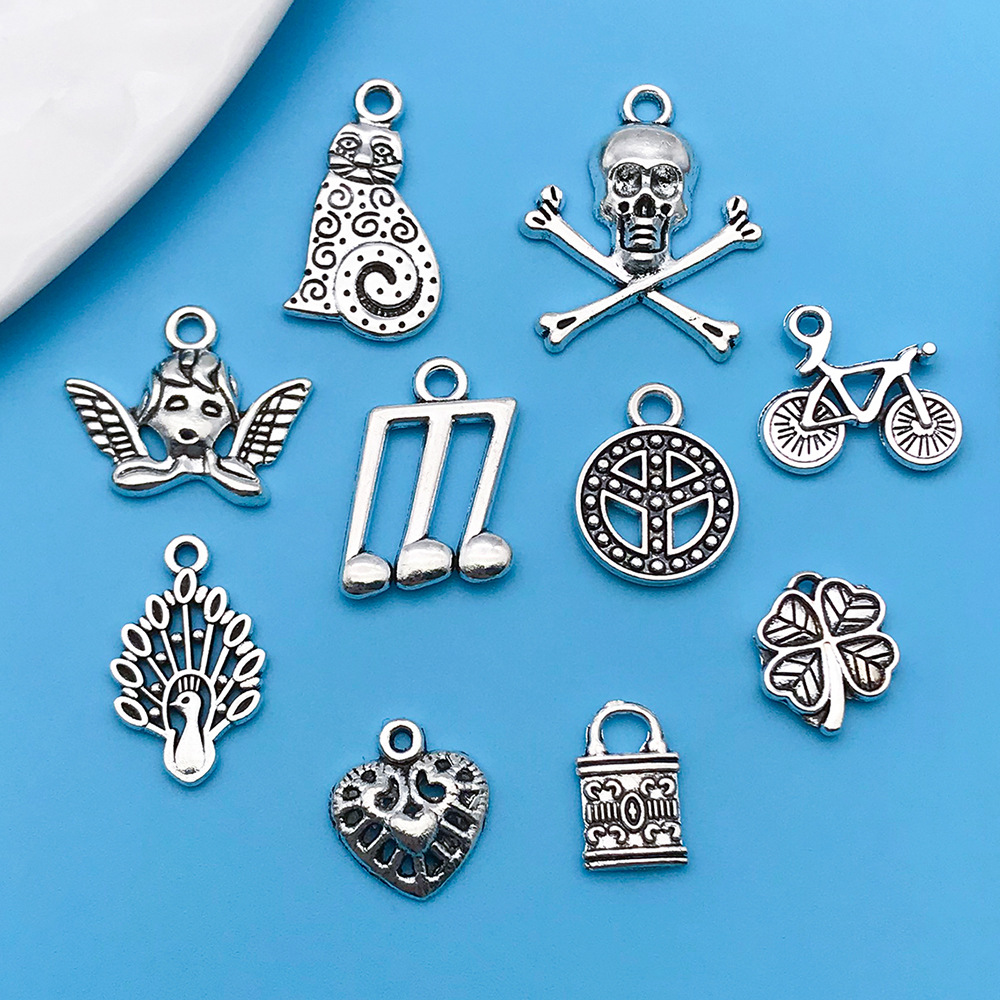 2g Weight Pendant Jewelry Making Type DIY Jewelry Accessories Classification 1 Piece Quantity Alloy Material Letter, Star, Crown Pattern Elegant Style 1 Piece Alloy Letter Star Crown Pendant 5