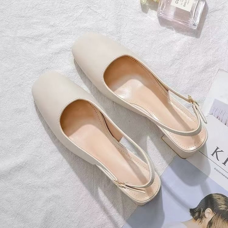 Sandalias vacías de Baotou para mujer, uso de tacón medio en verano, 2025 nuevo estilo coreano de tacón grueso, zapatos de tacón medio arrastrado, tacones altos para mujer