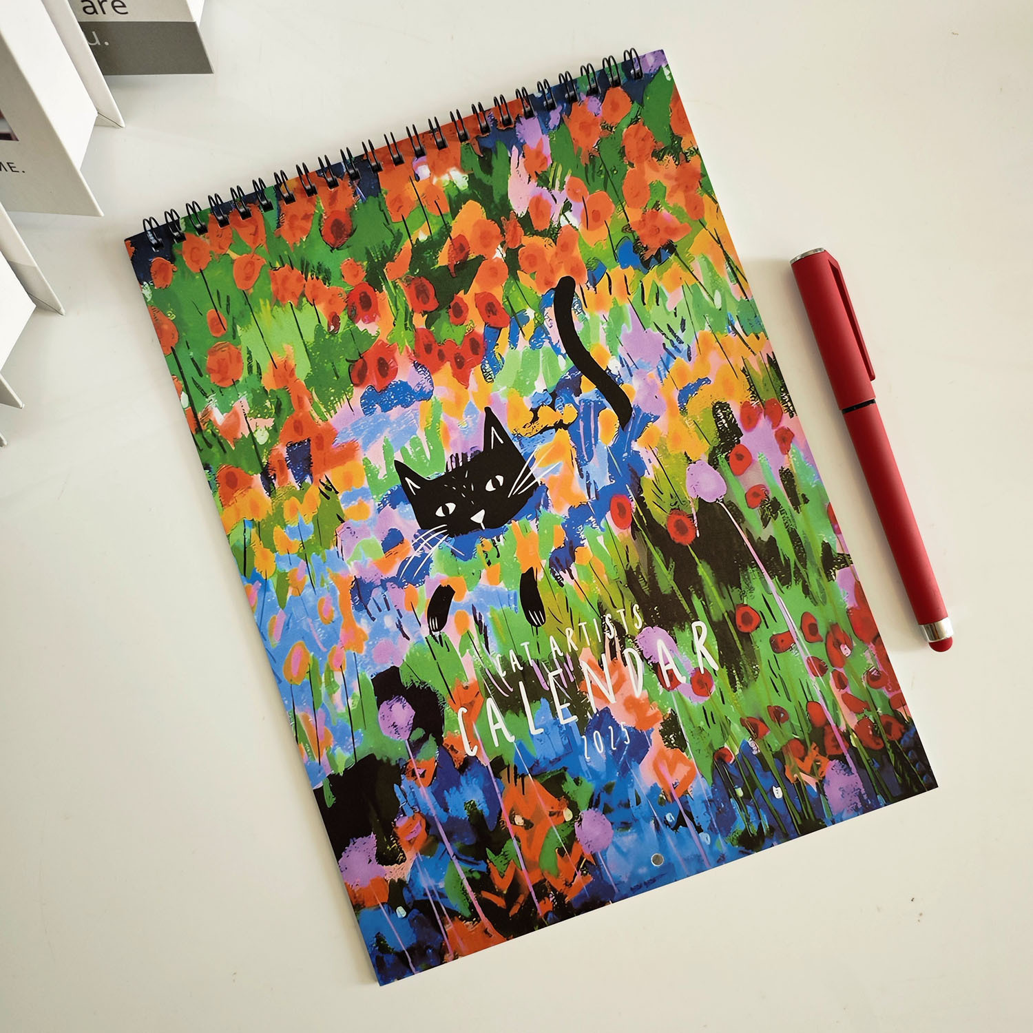 잔디 검은 고양이