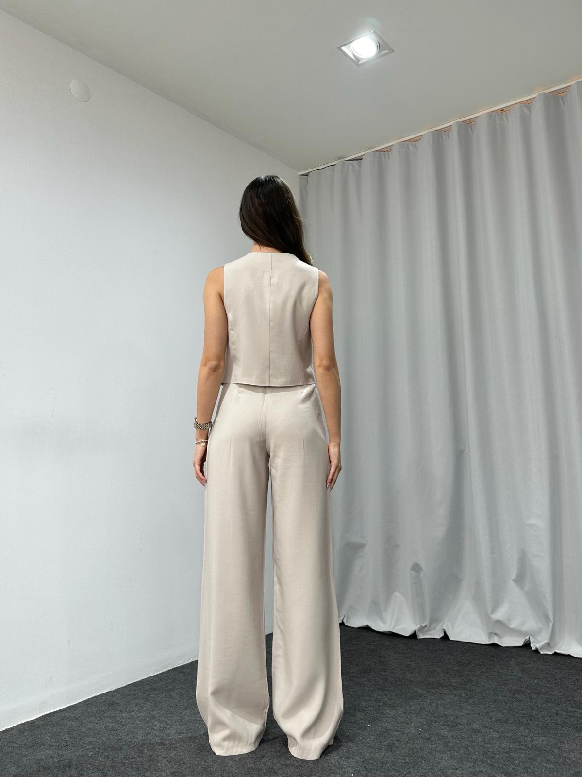 525g Weight Sleeveless Sleeve Length Spandex, Polyester Fabric Type Pant Co-ord Set Sets Type 2 Pieces Set Quantity Holiday, Daily Occasion V Neck Neckline Regular Fit Fit Type Solid Color Pattern Summer Season Women's Gender Pocket Design Elegant Style Holiday Daily Women's Elegant Solid Color Spandex Polyester Pocket Pant Co-ord Set Pants Sets 4
