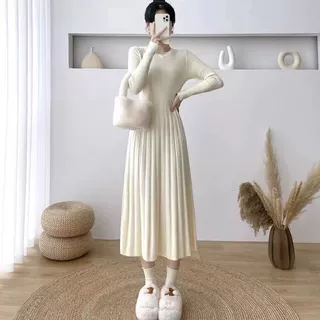 配大衣内搭长袖针织裙连衣裙女秋冬中长款气质百搭显瘦打底毛衣裙
