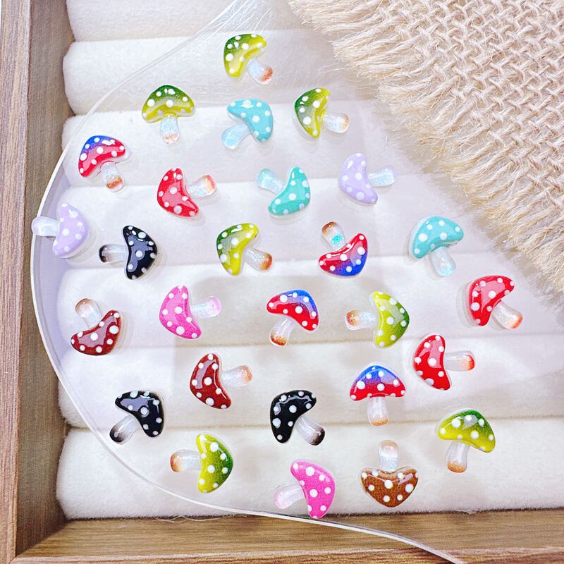 Popular colorful mini mushroom nail art accessories, resin DIY phone case, hair clip, wearable nail accessories wholesale