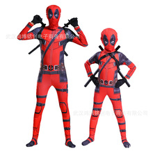 Cosplay̨ݷDeadpoolʥڷװͯ