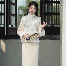 新中式秋冬织锦缎马甲女夹棉獭兔毛厚保暖外穿搭配旗袍高级感2025