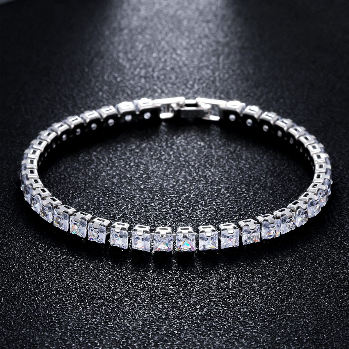 Men's Moissanite Tennis Chain Bracelet Titanium Steel Jewelry_voghion.com