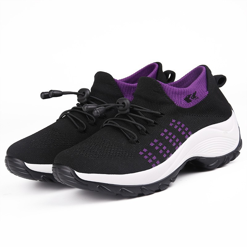 1855 검정색과 보라색 레이스 양말