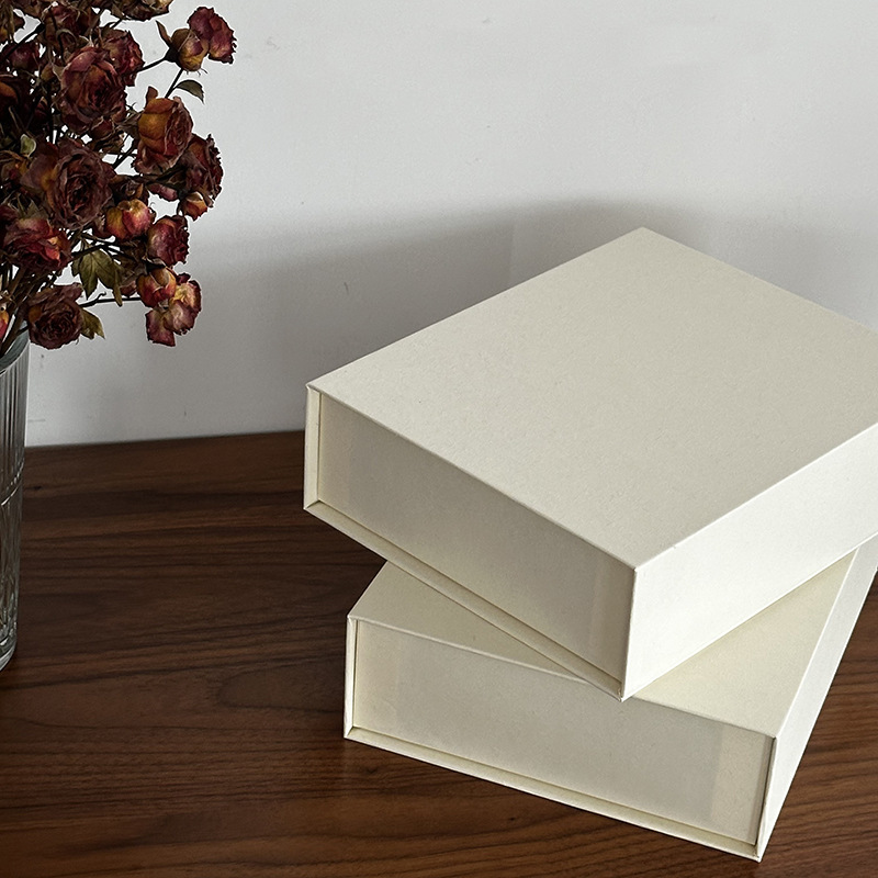 Magnetic Gift Box, High-End Business Gift Box, Jewelry Creative Flip-Top Packaging Box, Aromatherapy Candle, Anti-Collision Hard Case Magnetic Gift Box, High-End Business Gift Box, Jewelry Creative Flip-Top Packaging Box, Aromatherapy Candle, Anti-Collision Hard Case