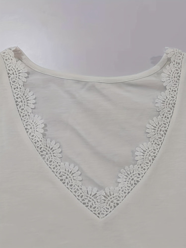 Plus Size Women's Solid Color Contrasting Lace Casual Neckline