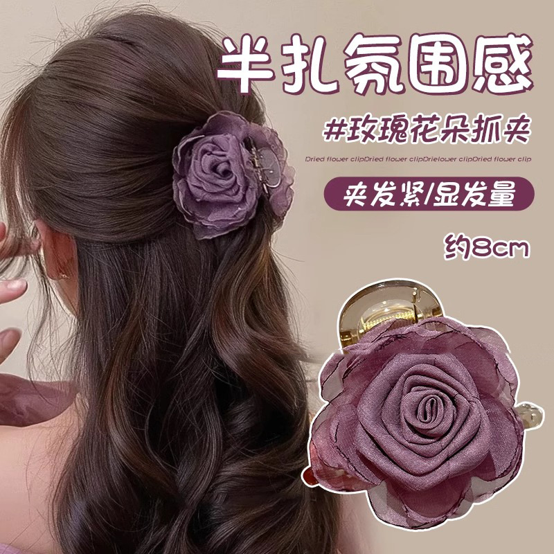 Caro con rosa roja clip de agarre para mujeres 2025 nuevo toque de cabeza de flores de super hadas explosión clip de tiburón