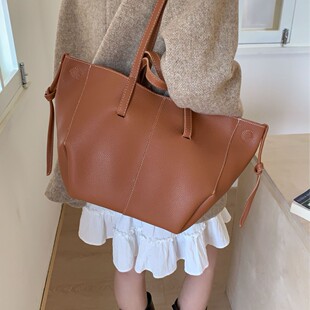 ���e���������ذ�ŮС���OӋ����ͨ�ں��sҸ�°��͹Ŵ����