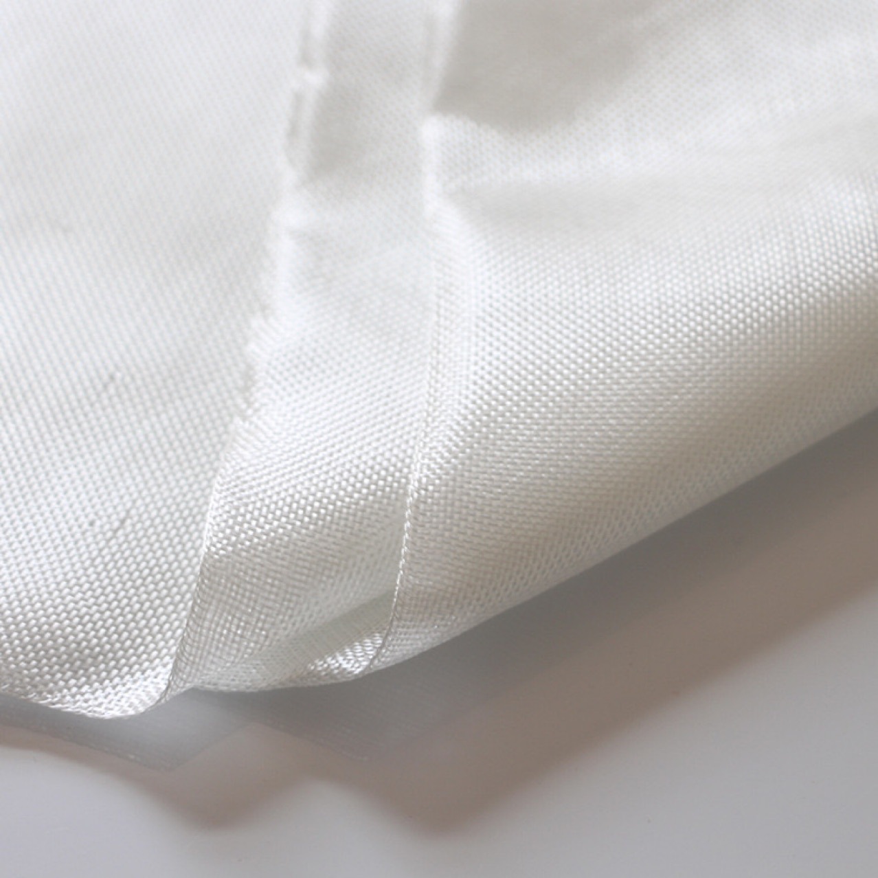 Manufacturer supplies fiberglass cloth thin plain weave alkali-free…