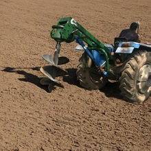 钻冰植树施肥钻孔农用小型挖坑机 山地用钻孔机  雷亿重工