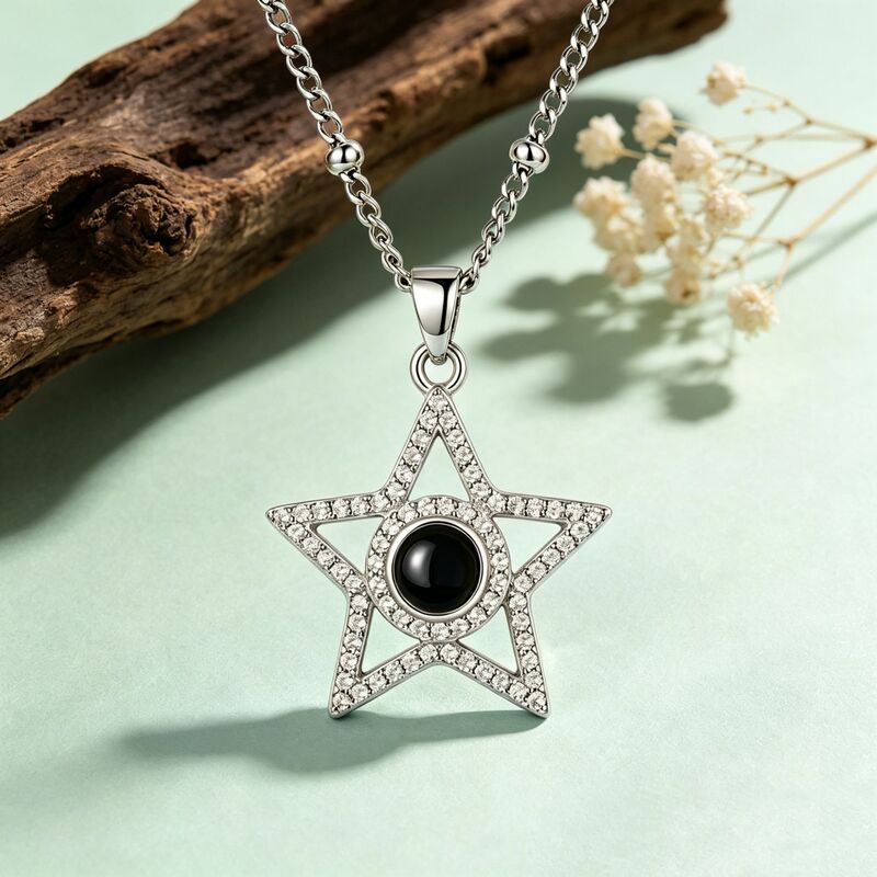 New Hollow Five-Pointed Star Projection Keychain with 100 Languages "I Love You", Light Luxury High-End Accessory, Customizable New Hollow Five-Pointed Star Projection Keychain with 100 Languages "I Love You", Light Luxury High-End Accessory, Customizable