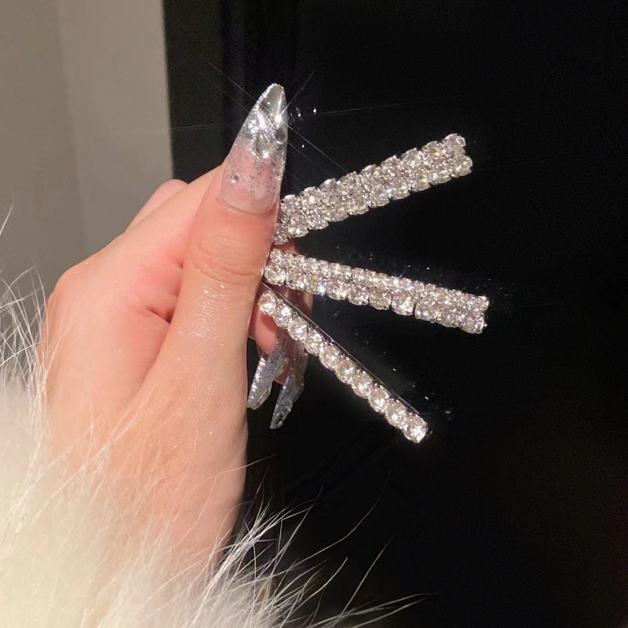 Geometric Pattern Elegant Shiny Women's Geometric Rhinestone Iron Hair Clip