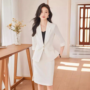 С���b���bŮ���b�n�����e�I���|Ů�񷶸߶���ȹС���������ļ�