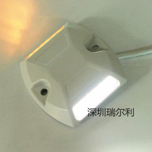 深圳瑞尔利 主动发光LED诱导标 IP68等级轮廓标 LED隧道诱导灯