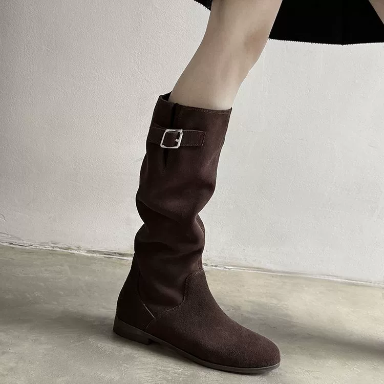 Сапоги с плиссированными сапогами