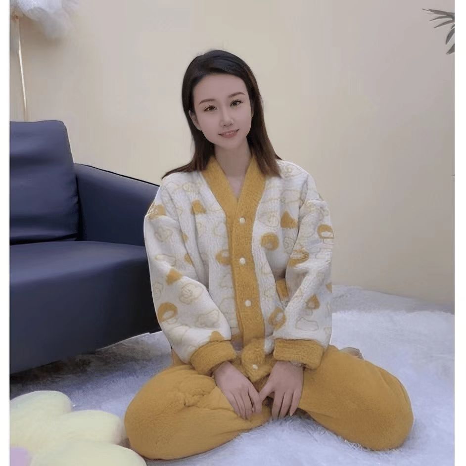 새로운 가을과 겨울 기모 두꺼운 카디건 외부 착용 산호 양털 플란넬 만화 샤넬 스타일 홈 의류 잠옷