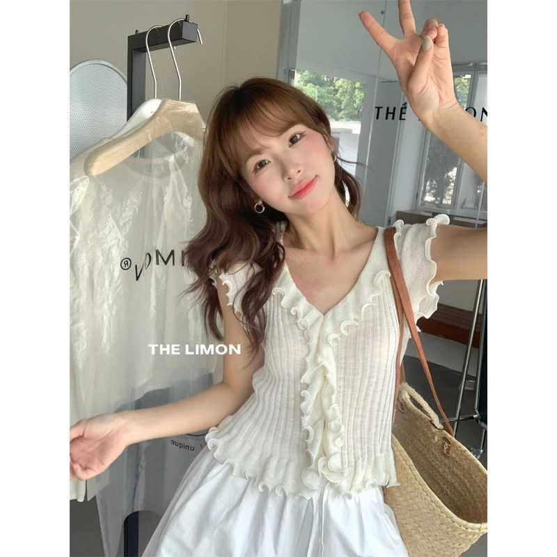 The Lemon Lemon Green Tea 2026 Summer French Style Multi-Color Ruffled Slim Fit Knitted Top The Lemon Lemon Green Tea 2026 Summer French Style Multi-Color Ruffled Slim Fit Knitted Top