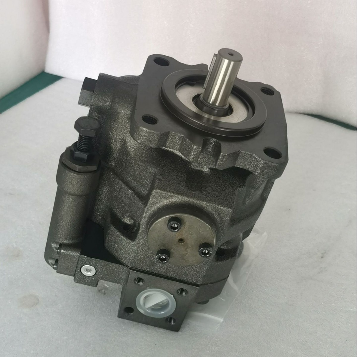 台湾YEOSHE油升V15A4L10X V15A3L10X V15A2L10X V15A1L10X柱塞泵