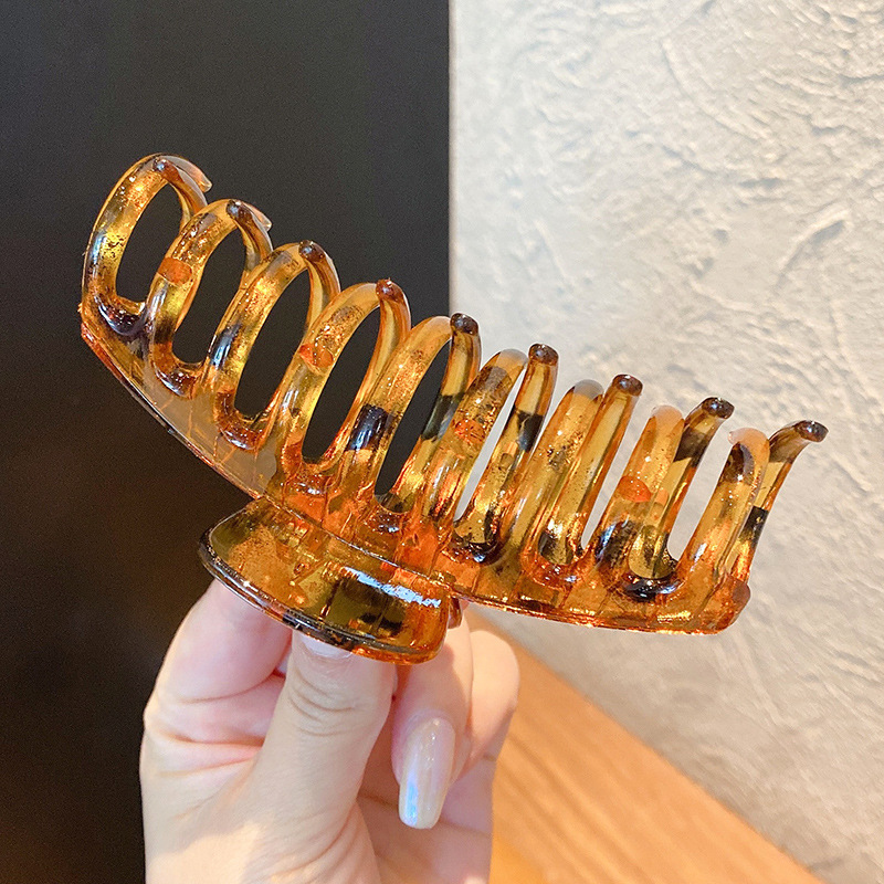 Milk Brown horquilla grande hacia atrás cabeza clip de pelo tocado de las mujeres principios de primavera de alto grado updo tiburón horquilla