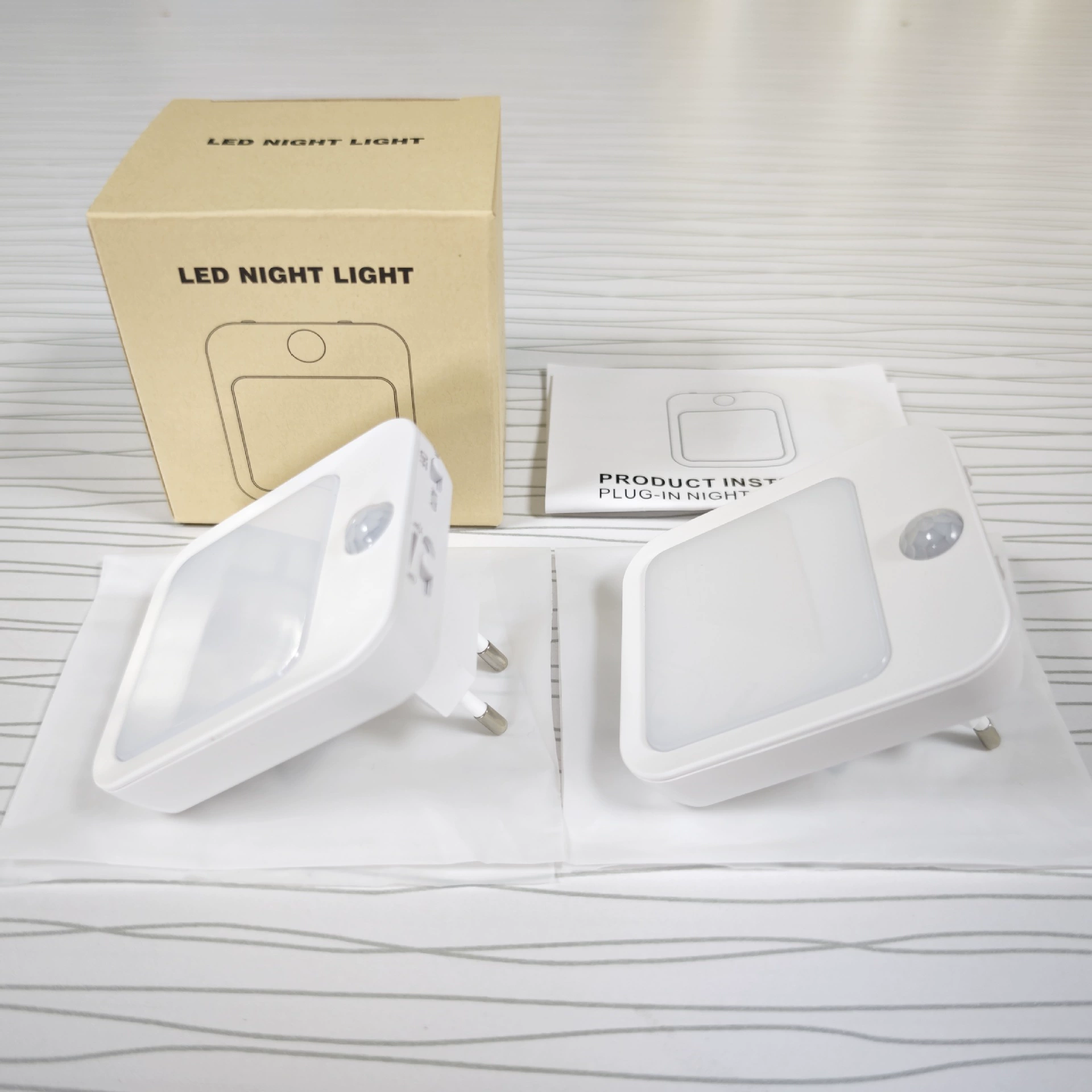 Smart induction LED lantern for bed, physiological battery, night light, human sensor, wholesale