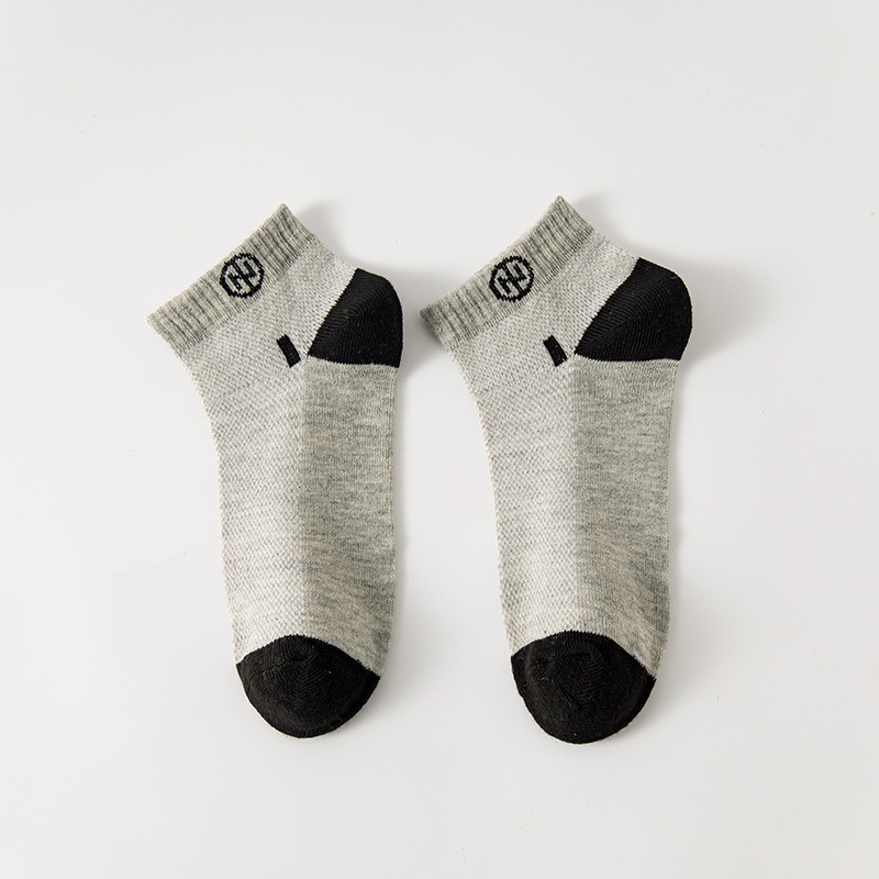 �ӹ�����������ʿ�����ж�Ͳ�������˶���������͸������ ������