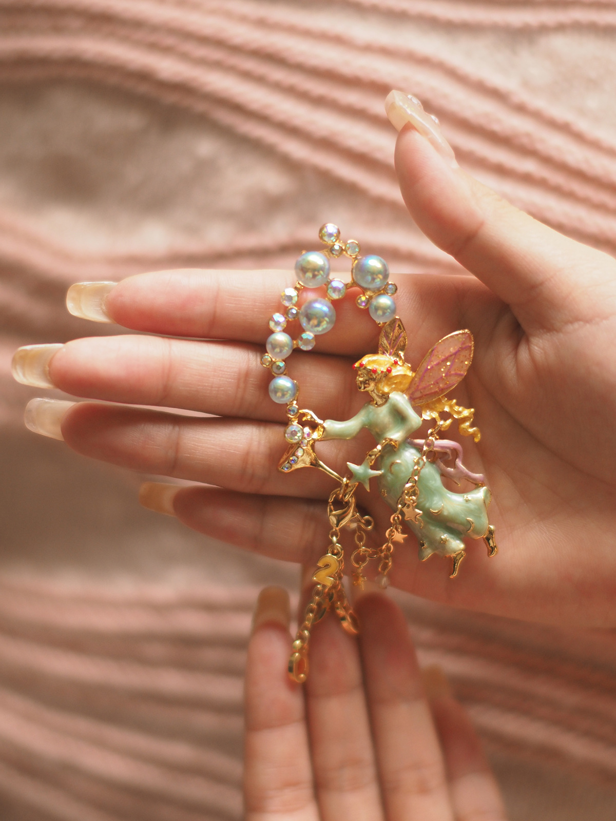 Bubble fairy Angel wine glass enamel craft handmade vintage medieval vintage brooch corsage in stock wholesale