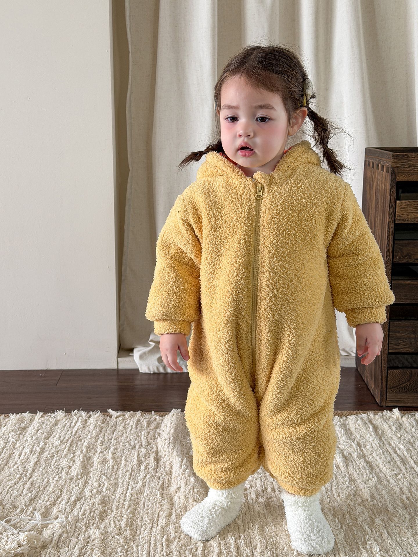 Sugar Pear ropa infantil ropa de invierno ropa de bebé 2025 flanel engrosado ropa de escalada ropa de salida ropa de abrigo