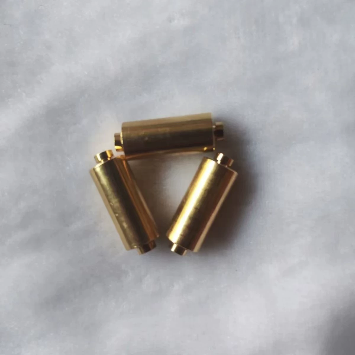 Заказная обработка заготовок валов главной передачи из латуни, заказная обработка латунных деталей и медных деталей по чертежам и образцам.