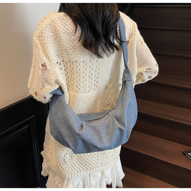 Niche design denim bag for women 2025, large capacity, casual and versatile, single-shoulder crossbody dumpling bag, fashionable underarm bag undefined