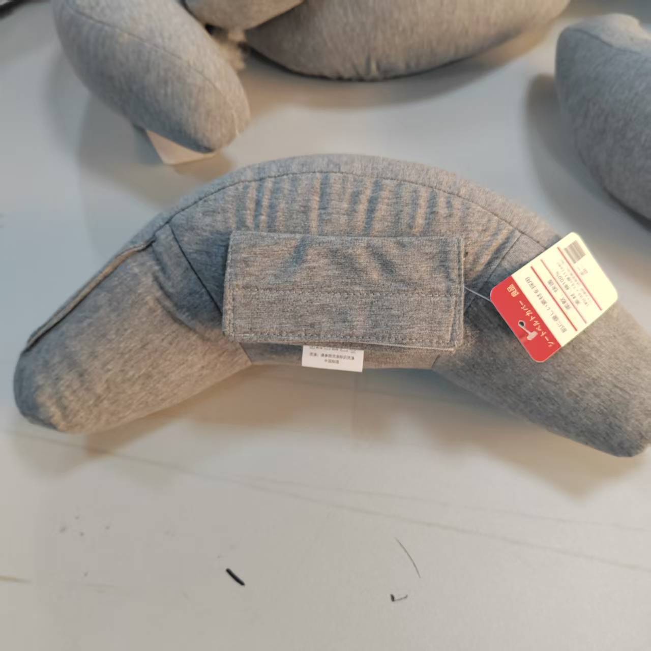 Nueva almohada de cuello para niños con cómodas almohadillas para los hombros, almohada de cuello para automóvil, cojín para siesta y soporte para el cuello. image 16