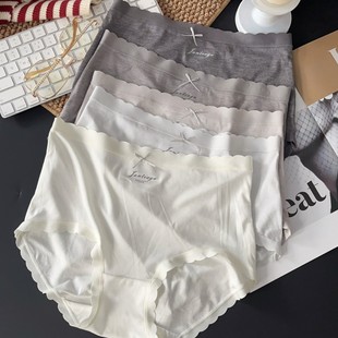 ��֮����ѝŮʿ5�l�bĪ����ɣ�Q�z���d���������\���L����ѝ