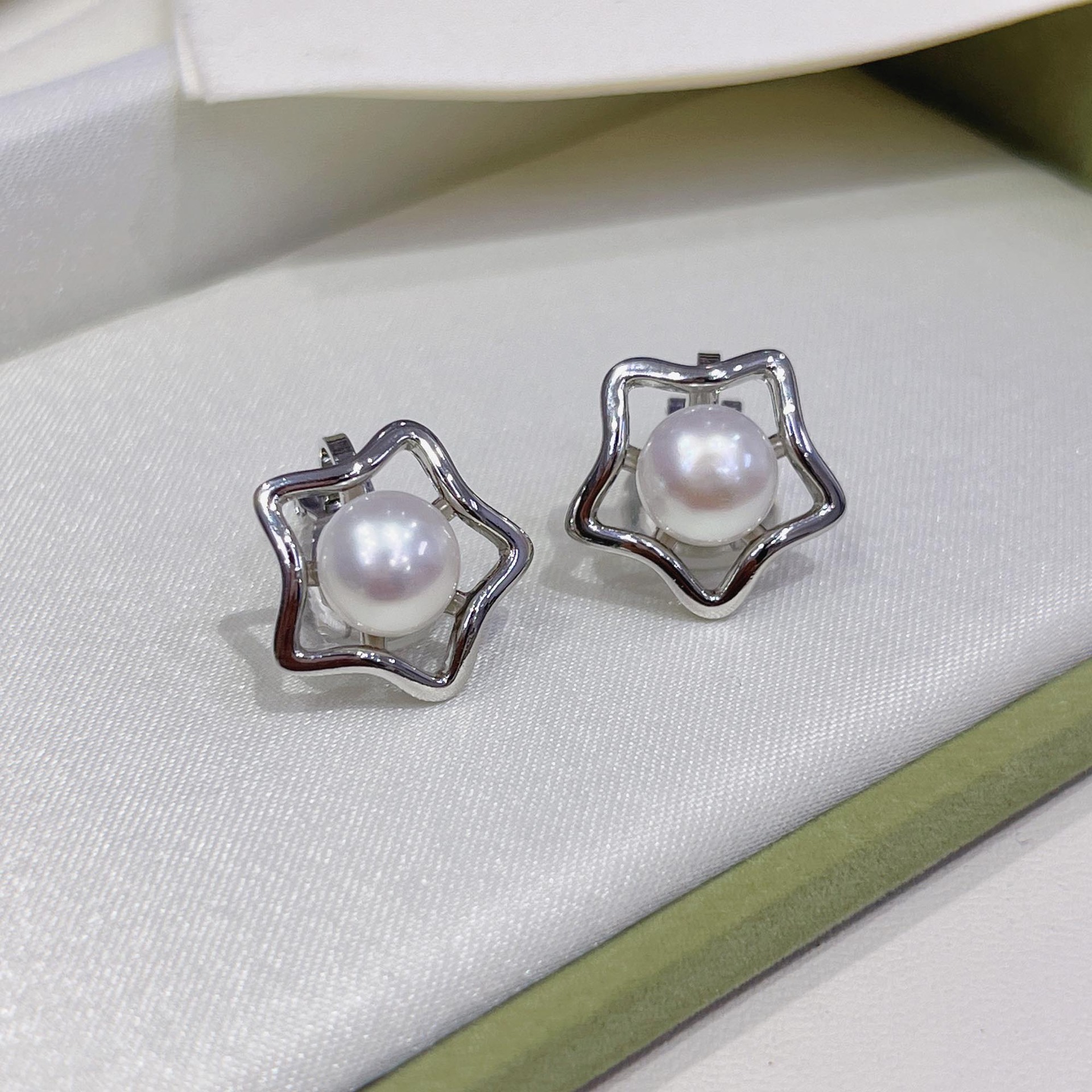 ���� ���Ļ���������ϵ��tianȻ��ˮ��������޶�������С�ڶ���