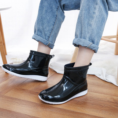 Fashionable men's short-tube rain boots, men's rain boots, men's water shoes, rubber shoes, kitchen work shoes, water boots, fishing car wash shoes, overshoes